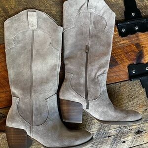 Crown Vintage Gray Suede Heeled Boots